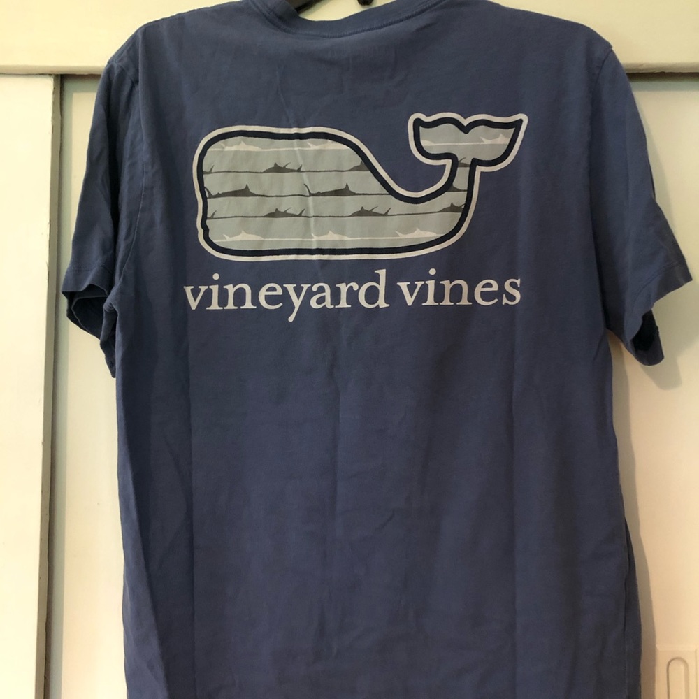 Vineyard Vines pocket tee